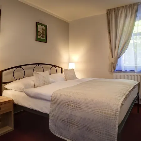 Obora Casa de hóspedes Poděbrady